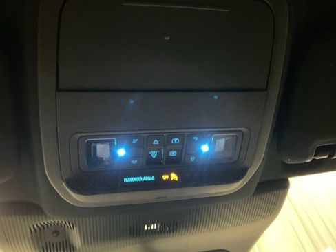 Used 2025 Ford Explorer ST AWD/4WD image 27