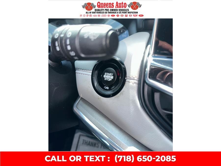 Used 2022 Jeep Compass Limited AWD/4WD image 39
