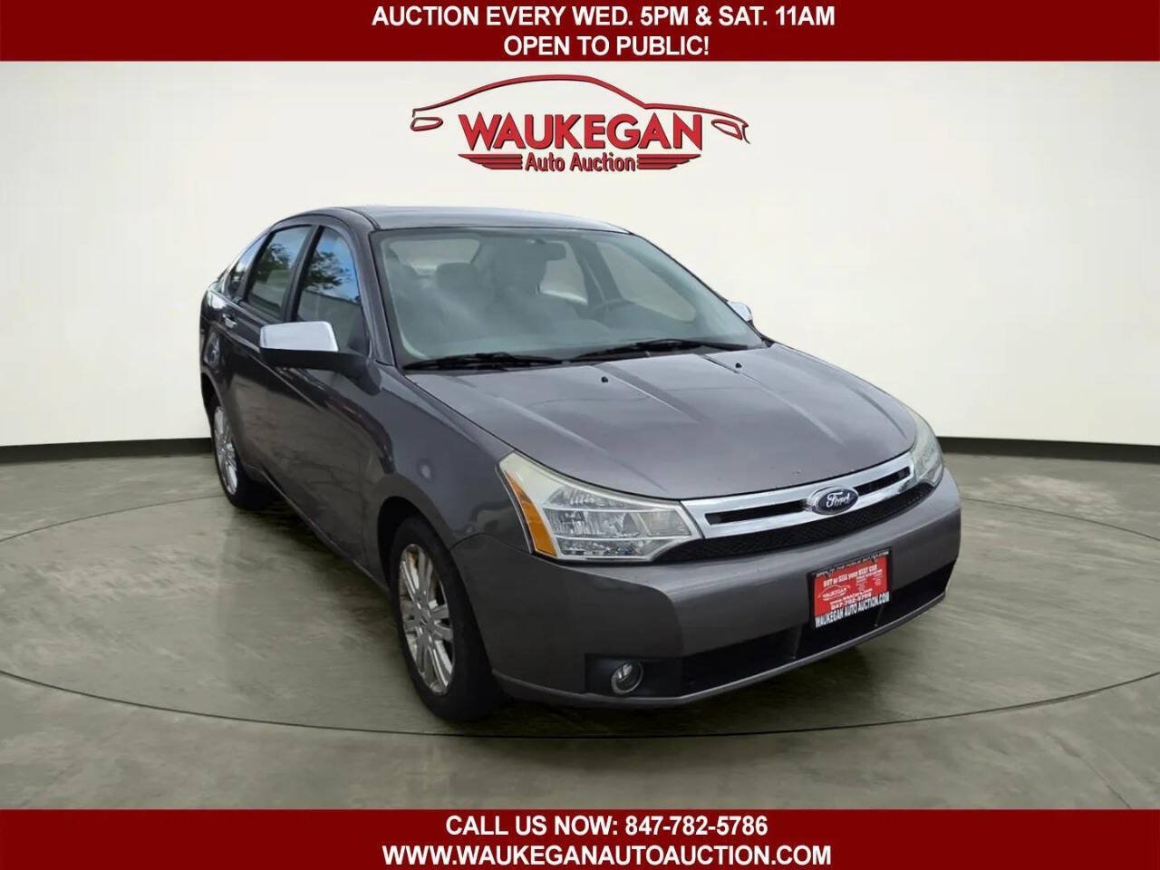 Used 2010 Ford Focus SEL FWD image 3
