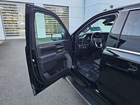 Used 2026 GMC Sierra 1500 Denali AWD/4WD image 21
