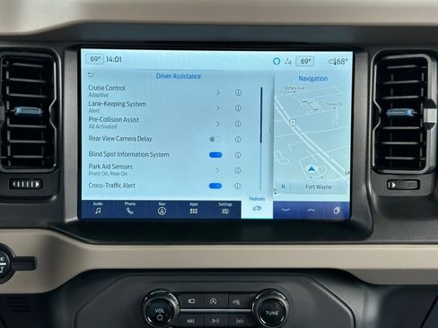 Used 2022 Ford Bronco Wildtrak image 28