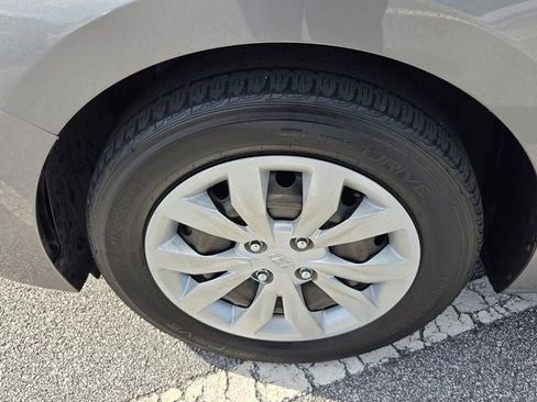 Used 2021 Hyundai Accent SE FWD image 10