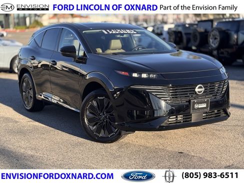 Used 2025 Nissan Murano Platinum w/ Cargo Package image 1