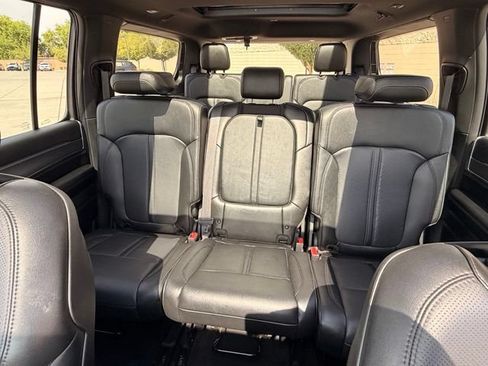 Certified 2023 Jeep Wagoneer Series II AWD/4WD image 17