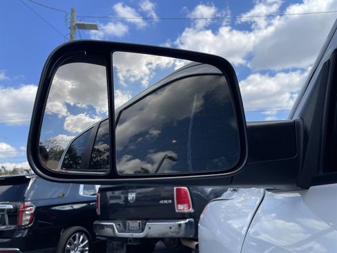 Used 2021 RAM 2500 Big Horn image 30