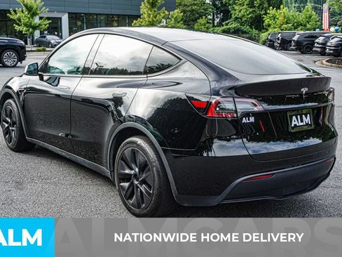 Used 2025 Tesla Model Y Long Range RWD image 5
