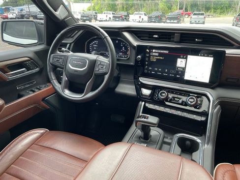 Used 2024 GMC Sierra 1500 Denali Ultimate AWD/4WD image 29