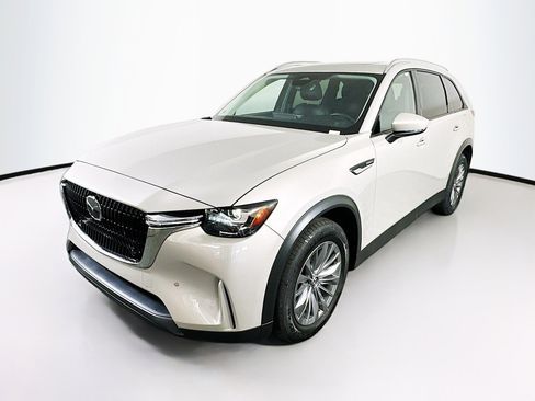 Used 2025 MAZDA CX-90 Plug-In Hybrid w/ Preferred image 3