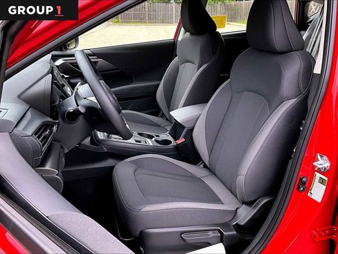 Used 2025 Subaru Impreza 2.0i image 9