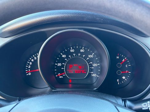 Used 2015 Kia Soul image 22