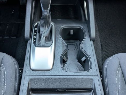 Used 2022 Nissan Frontier SV w/ Technology Package image 13