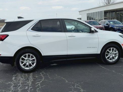 Certified 2024 Chevrolet Equinox LT image 9