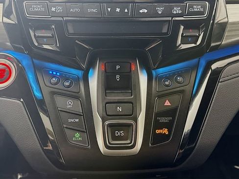 Used 2022 Honda Odyssey Elite image 16
