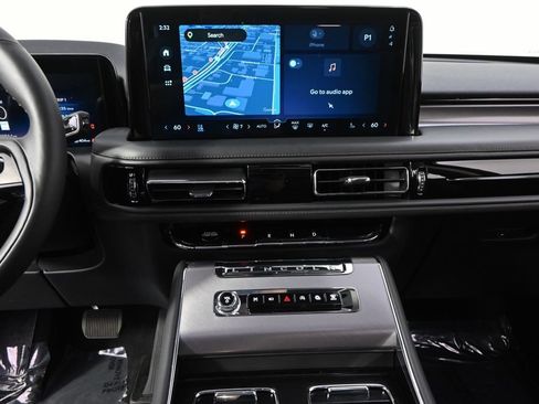 New 2026 Lincoln Aviator AWD w/ Jet Appearance Package image 27