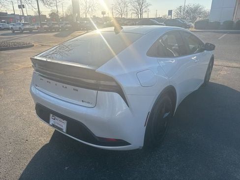 New 2026 Toyota Prius Plug-In Hybrid image 5