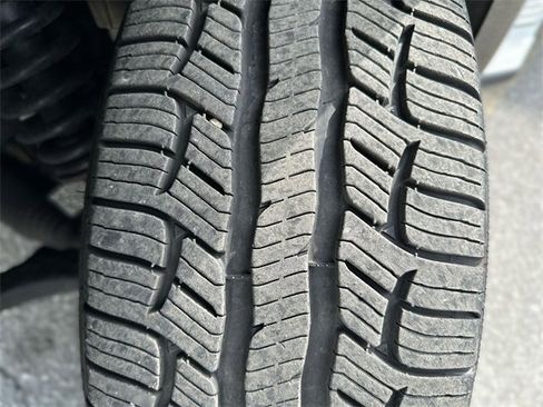 Certified 2019 Ford F150 XLT w/ Equipment Group 302A Luxury image 11