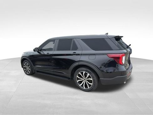 Used 2022 Ford Explorer ST-Line AWD/4WD image 6