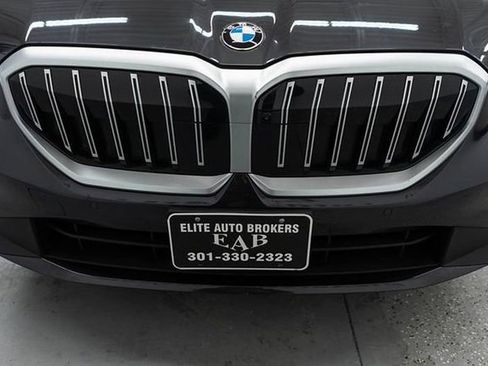Used 2025 BMW 530i xDrive image 44