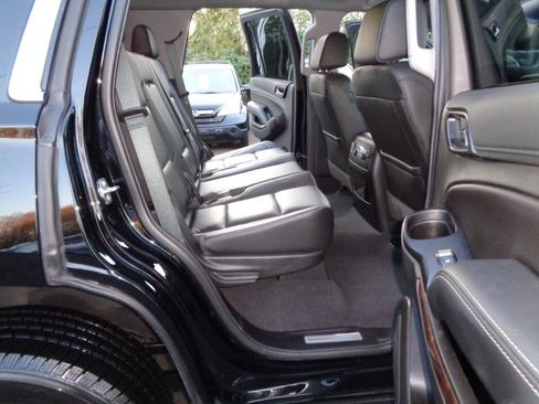 Used 2019 Chevrolet Tahoe LT AWD/4WD image 19
