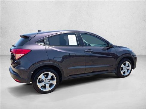 Used 2016 Honda HR-V LX image 8