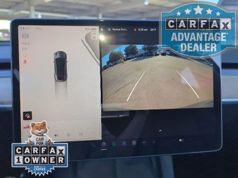 Used 2023 Tesla Model Y Performance image 8