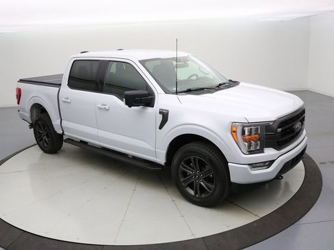 Certified 2022 Ford F150 XLT w/ Equipment Group 302A High image 2