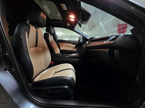 Used 2019 Honda Civic Sport Touring image 34