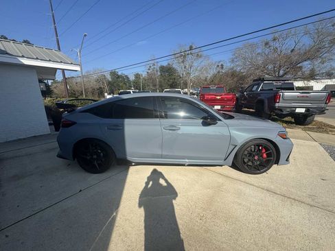 Used 2024 Honda Civic Type R image 5