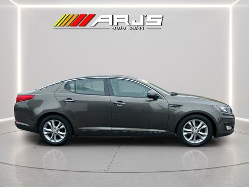 Used 2013 Kia Optima EX w/ Premium Pkg image 6