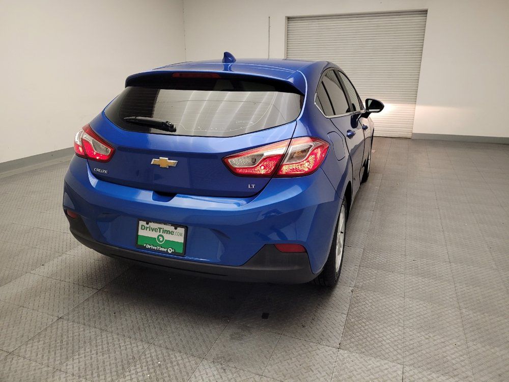 Used 2017 Chevrolet Cruze LT w/ Convenience Package FWD image 7