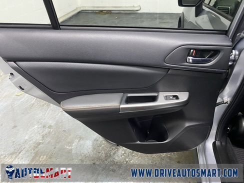 Used 2017 Subaru Crosstrek 2.0i Limited image 13