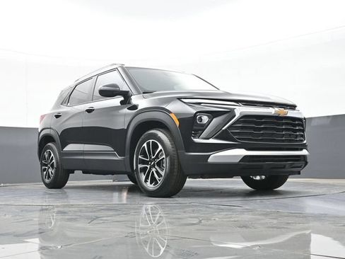 New 2026 Chevrolet TrailBlazer LT w/ Convenience Package FWD image 47