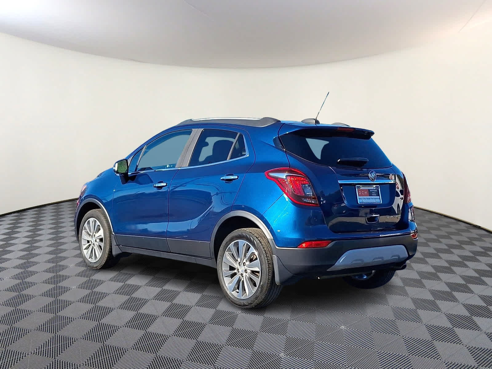 Used 2019 Buick Encore Preferred AWD/4WD image 7
