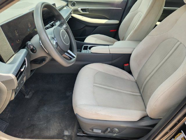 Used 2025 Hyundai Sonata SEL FWD image 13