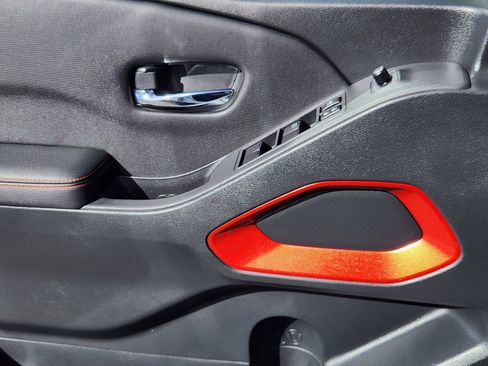 Used 2023 Nissan Frontier PRO-4X w/ Pro-4X Premium Package image 7