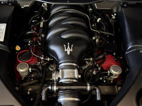 Used 2012 Maserati GranTurismo MC image 29