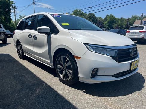 Used 2021 Honda Odyssey Touring image 4
