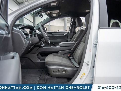 Used 2025 GMC Acadia Elevation image 5