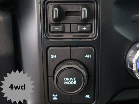 Used 2023 Ford F350 Lariat w/ Lariat Ultimate Package AWD/4WD image 27