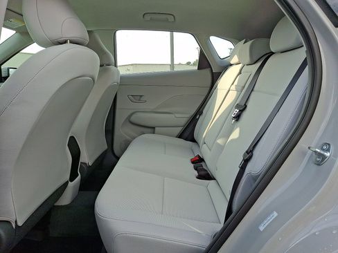 Certified 2025 Hyundai Kona SE AWD/4WD image 25
