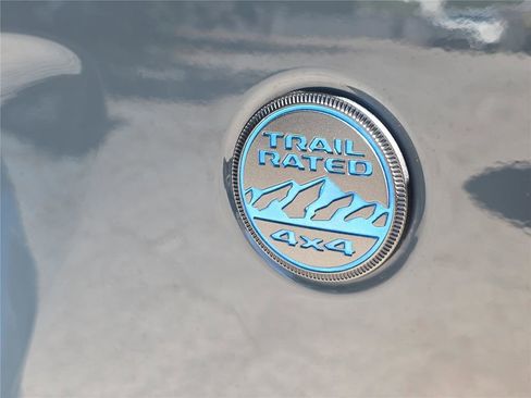 Used 2024 Jeep Wrangler Unlimited w/ Convenience Group AWD/4WD image 12