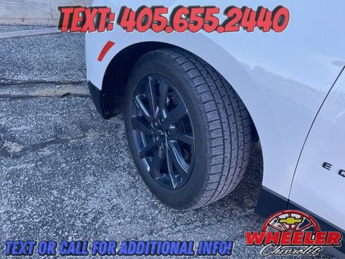 Used 2022 Chevrolet Equinox RS w/ Infotainment Package image 38