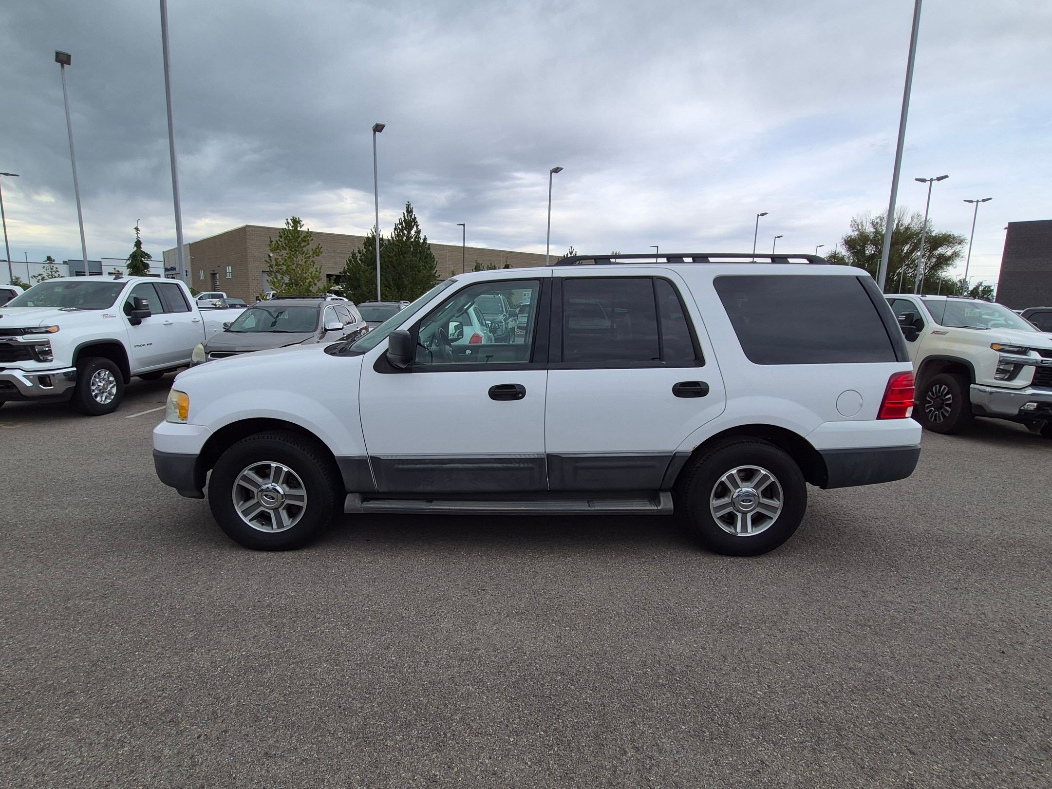 Used 2006 Ford Expedition XLS AWD/4WD image 7