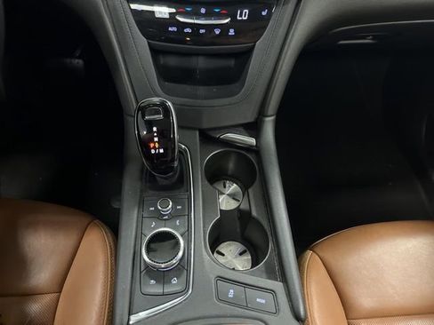 Used 2020 Cadillac XT5 Premium Luxury image 27
