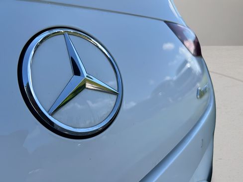 Used 2024 Mercedes-Benz CLA 250 4MATIC image 32