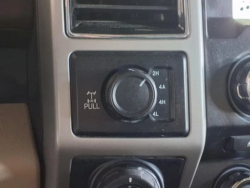 Used 2018 Ford F150 Lariat AWD/4WD image 23