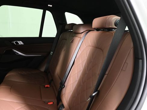 New 2026 BMW X5 xDrive40i w/ M Sport Package image 4