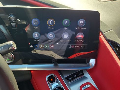 Used 2022 Chevrolet Corvette Stingray Preferred Cpe w/ Z51 Performance Package RWD image 8