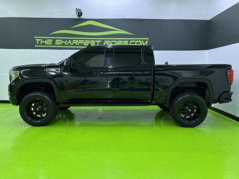 Used 2022 GMC Sierra 1500 AT4 w/ AT4 Premium Package AWD/4WD image 6