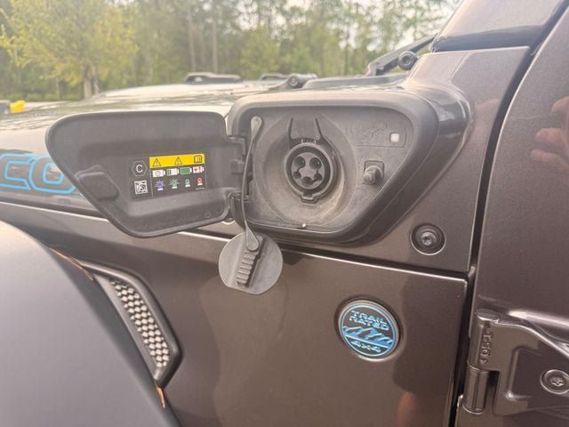 Used 2024 Jeep Wrangler Unlimited Rubicon 4xe AWD/4WD image 26
